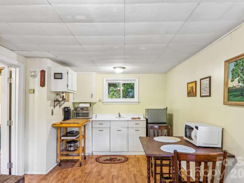 58 Leisure Lane, Maggie Valley, NC 28751.  MLS# CAR4434377, YatesRealty ID 56447. 