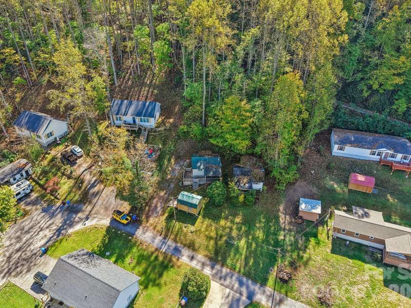 58 Leisure Lane, Maggie Valley, NC 28751.  MLS# CAR4434377, YatesRealty ID 56447. 