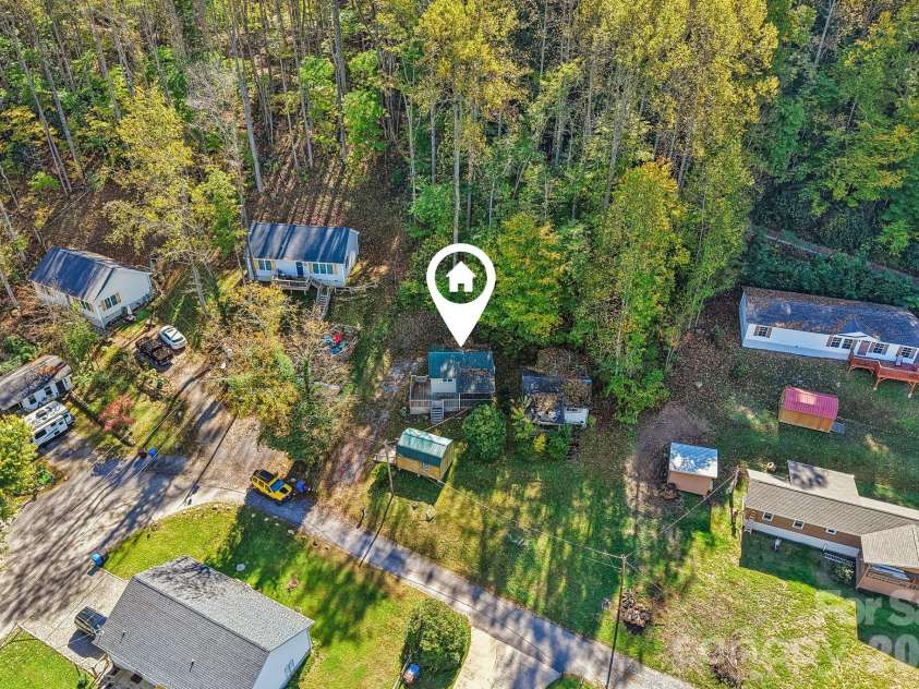58 Leisure Lane, Maggie Valley, NC 28751.  MLS# CAR4434377, YatesRealty ID 56447. 