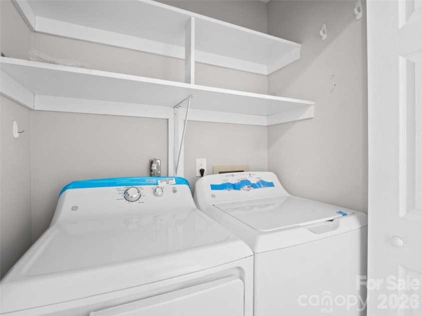 102 Llama Way, Black Mountain, NC 28711.  MLS# CAR4340043, YatesRealty ID 5645. 