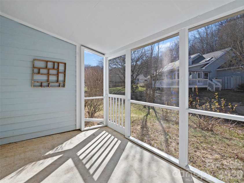 102 Llama Way, Black Mountain, NC 28711.  MLS# CAR4340043, YatesRealty ID 5645. 