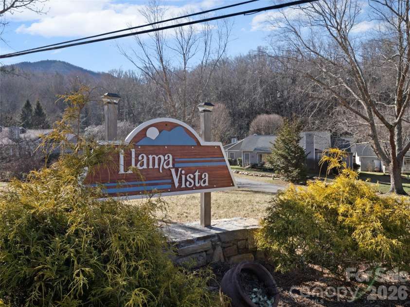 102 Llama Way, Black Mountain, NC 28711.  MLS# CAR4340043, YatesRealty ID 5645. 