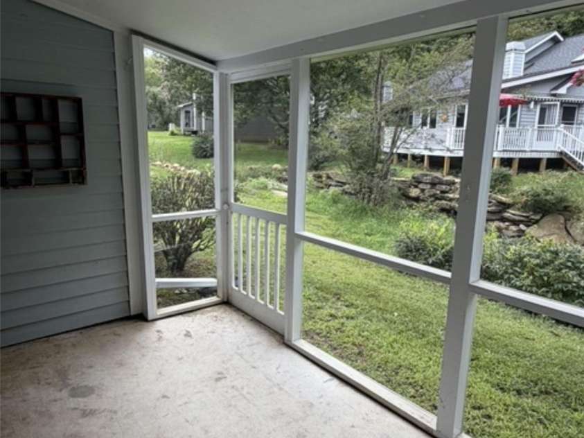 102 Llama Way, Black Mountain, NC 28711.  MLS# CAR4340043, YatesRealty ID 5645. 