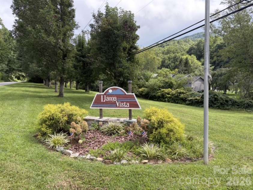 102 Llama Way, Black Mountain, NC 28711.  MLS# CAR4340043, YatesRealty ID 5645. 