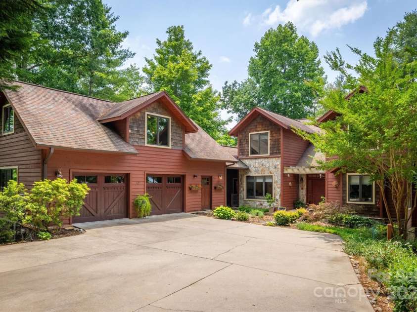 5162 Beech Bluff Drive, Morganton, NC 28655.  MLS# CAR4244318, YatesRealty ID 5645. 