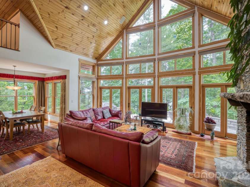 5162 Beech Bluff Drive, Morganton, NC 28655.  MLS# CAR4244318, YatesRealty ID 5645. 