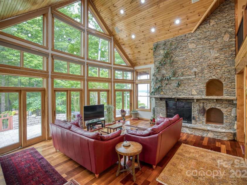 5162 Beech Bluff Drive, Morganton, NC 28655.  MLS# CAR4244318, YatesRealty ID 5645. 