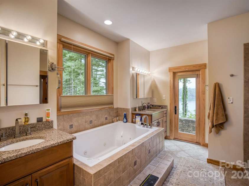 5162 Beech Bluff Drive, Morganton, NC 28655.  MLS# CAR4244318, YatesRealty ID 5645. 