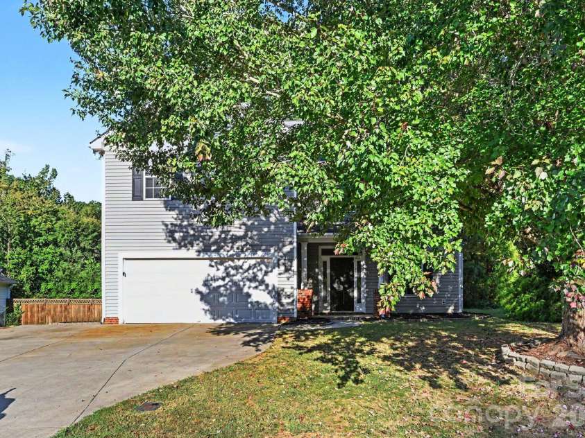 2321 Grayson Parkway, Monroe, NC 28110.  MLS# CAR4433720, YatesRealty ID 56453. 
