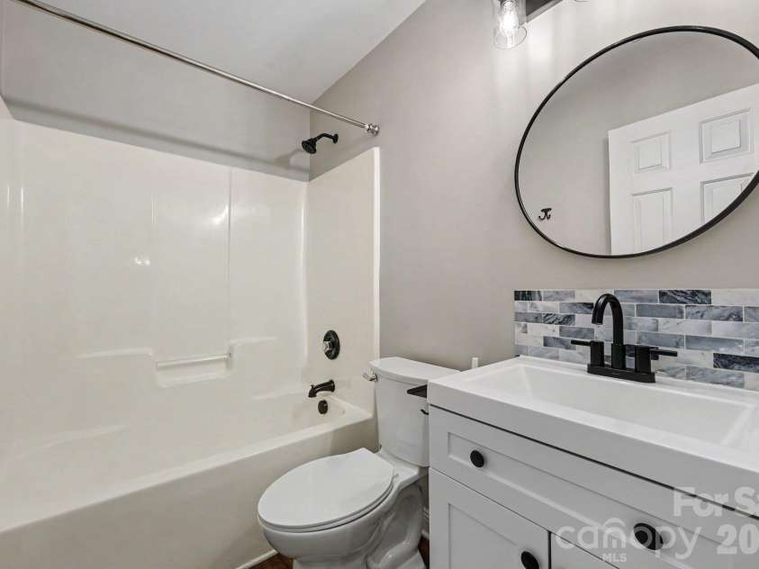 2321 Grayson Parkway, Monroe, NC 28110.  MLS# CAR4433720, YatesRealty ID 56453. 