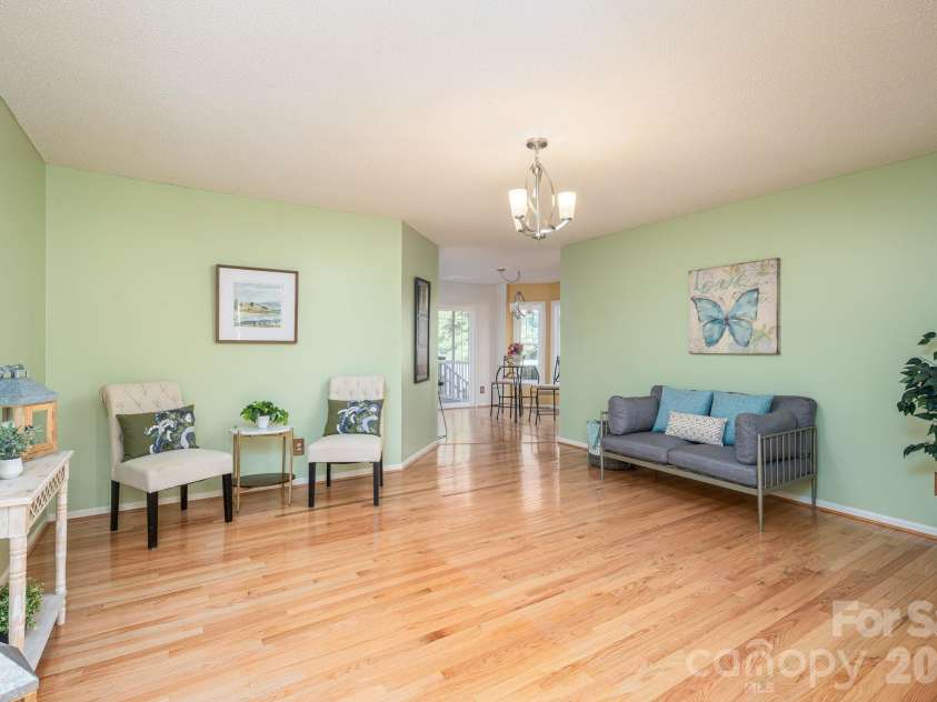 111 Smoke Tree Court, Gastonia, NC 28056.  MLS# CAR4433687, YatesRealty ID 56459. 