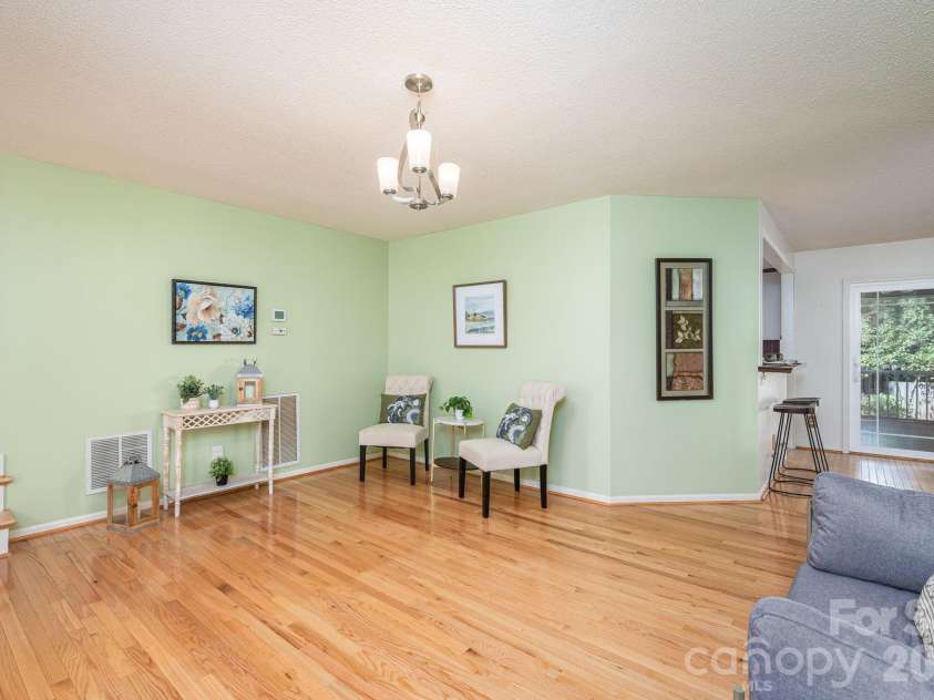 111 Smoke Tree Court, Gastonia, NC 28056.  MLS# CAR4433687, YatesRealty ID 56459. 