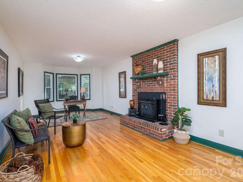 111 Smoke Tree Court, Gastonia, NC 28056.  MLS# CAR4433687, YatesRealty ID 56459. 