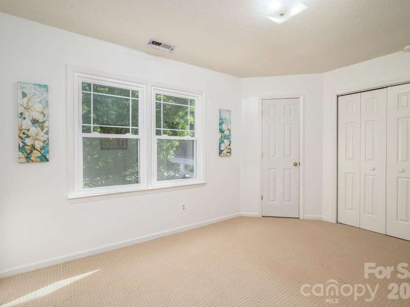 111 Smoke Tree Court, Gastonia, NC 28056.  MLS# CAR4433687, YatesRealty ID 56459. 