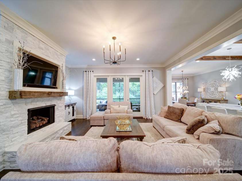 4025 Foxes Trail, Cramerton, NC 28032.  MLS# CAR4264647, YatesRealty ID 5646. 