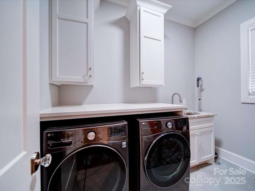 4025 Foxes Trail, Cramerton, NC 28032.  MLS# CAR4264647, YatesRealty ID 5646. 