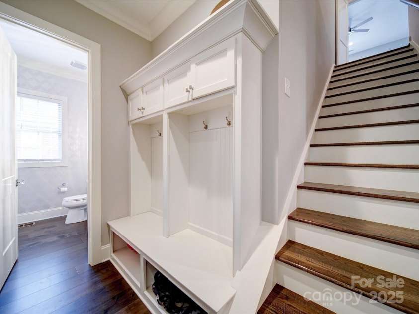 4025 Foxes Trail, Cramerton, NC 28032.  MLS# CAR4264647, YatesRealty ID 5646. 