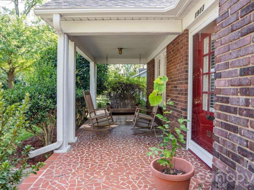 1913 Tippah Avenue, Charlotte, NC 28205.  MLS# CAR4432538, YatesRealty ID 56462. 