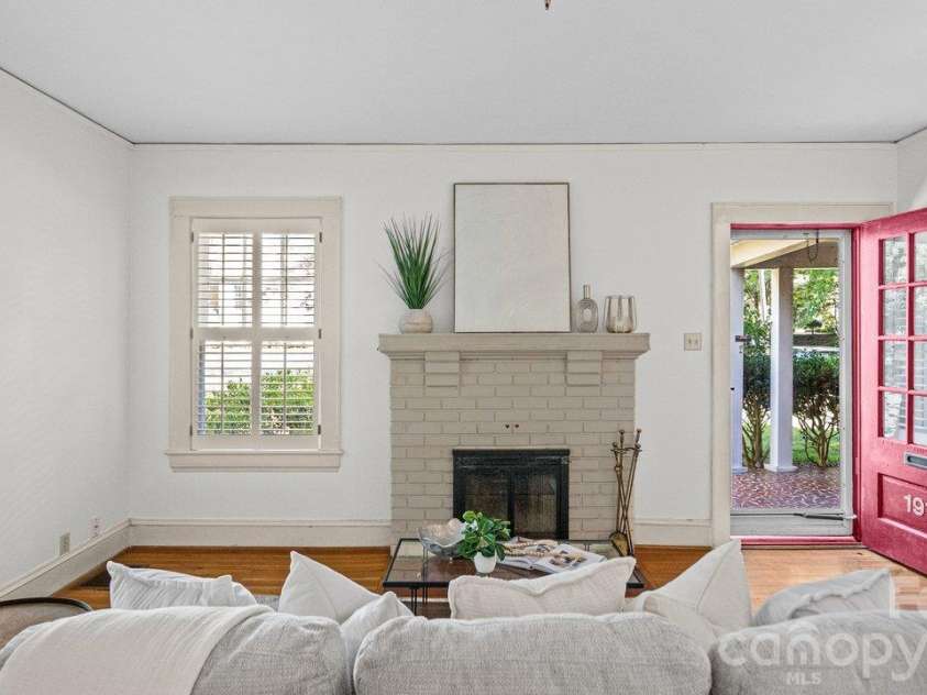 1913 Tippah Avenue, Charlotte, NC 28205.  MLS# CAR4432538, YatesRealty ID 56462. 
