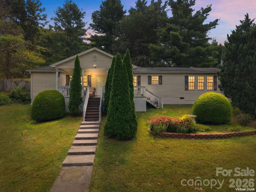 430 Gorman Bridge Road, Asheville, NC 28806.  MLS# CAR4434426, YatesRealty ID 56465. 