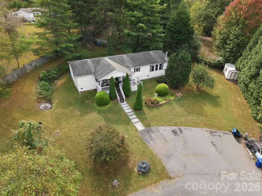 430 Gorman Bridge Road, Asheville, NC 28806.  MLS# CAR4434426, YatesRealty ID 56465. 