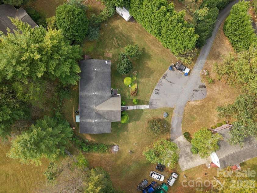 430 Gorman Bridge Road, Asheville, NC 28806.  MLS# CAR4434426, YatesRealty ID 56465. 