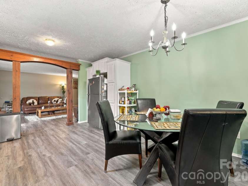 430 Gorman Bridge Road, Asheville, NC 28806.  MLS# CAR4434426, YatesRealty ID 56465. 
