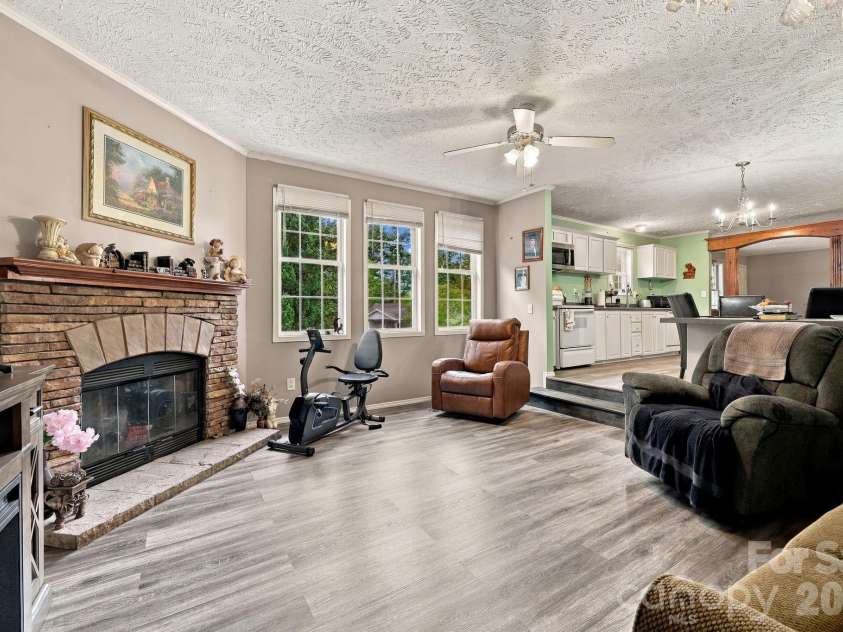 430 Gorman Bridge Road, Asheville, NC 28806.  MLS# CAR4434426, YatesRealty ID 56465. 