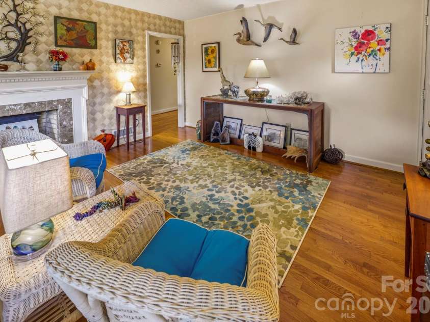 127 Freeman Street, Rutherfordton, NC 28139.  MLS# CAR4432360, YatesRealty ID 56467. 