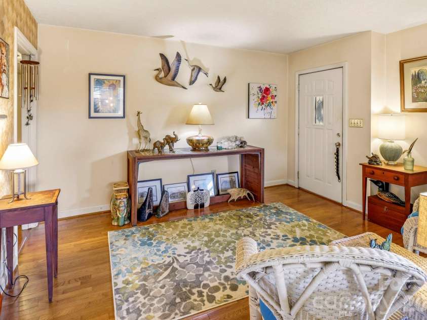 127 Freeman Street, Rutherfordton, NC 28139.  MLS# CAR4432360, YatesRealty ID 56467. 