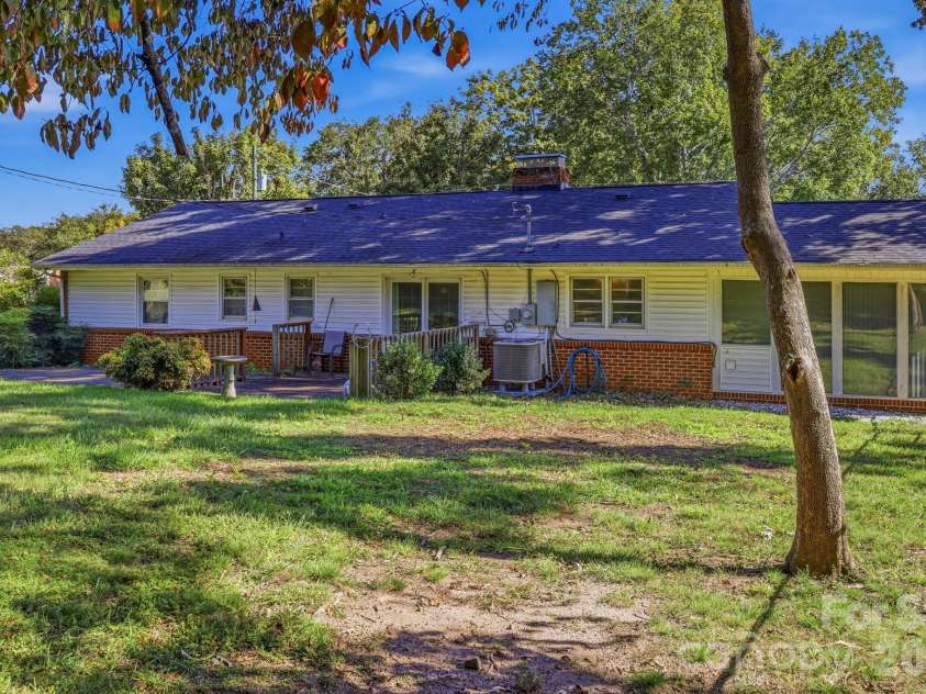 127 Freeman Street, Rutherfordton, NC 28139.  MLS# CAR4432360, YatesRealty ID 56467. 