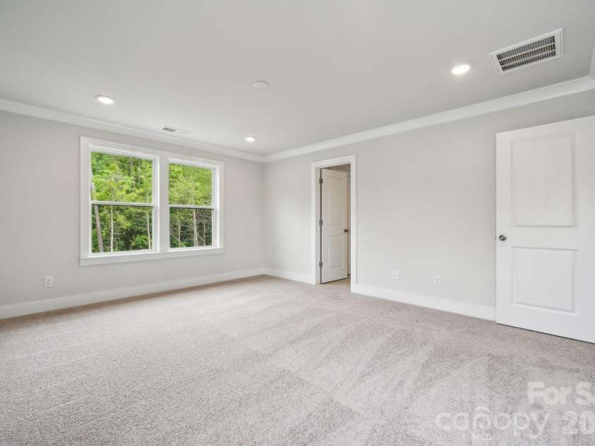 10005 Manor Vista Trail, Kannapolis, NC 28027.  MLS# CAR4359061, YatesRealty ID 5647. Photo is representative