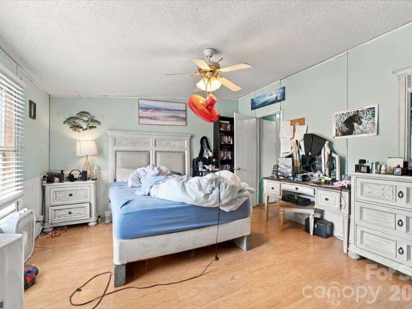 1176 Safeway Drive, Gastonia, NC 28056.  MLS# CAR4433240, YatesRealty ID 56471. 