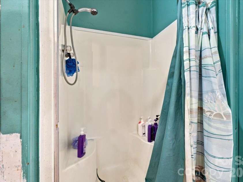 1176 Safeway Drive, Gastonia, NC 28056.  MLS# CAR4433240, YatesRealty ID 56471. 