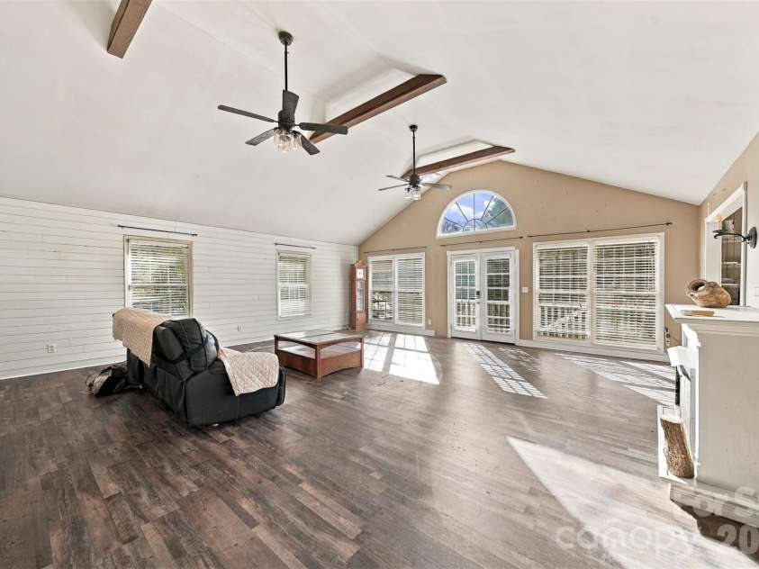 183 Falls Avenue, Granite Falls, NC 28630.  MLS# CAR4433129, YatesRealty ID 56476. 
