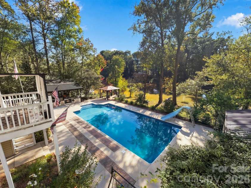183 Falls Avenue, Granite Falls, NC 28630.  MLS# CAR4433129, YatesRealty ID 56476. 