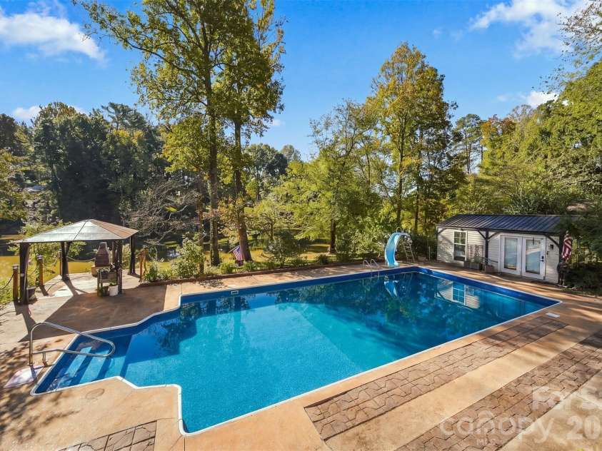 183 Falls Avenue, Granite Falls, NC 28630.  MLS# CAR4433129, YatesRealty ID 56476. 