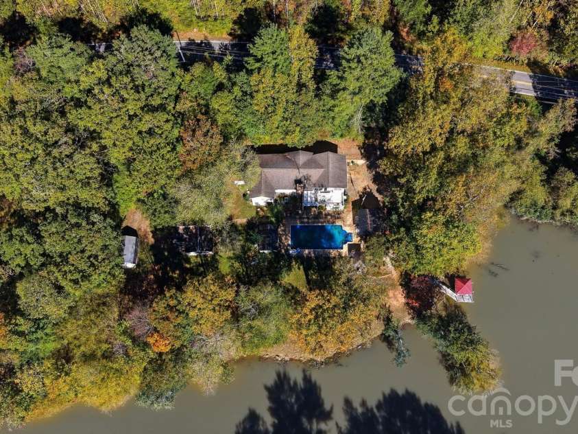 183 Falls Avenue, Granite Falls, NC 28630.  MLS# CAR4433129, YatesRealty ID 56476. 
