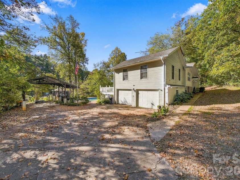 183 Falls Avenue, Granite Falls, NC 28630.  MLS# CAR4433129, YatesRealty ID 56476. Main House 2 car garage