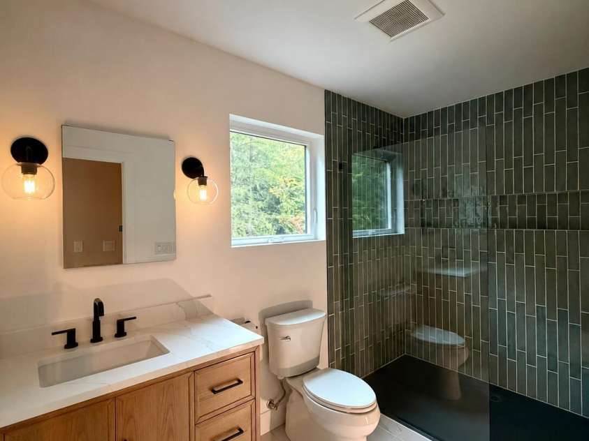 70 Knobby Lane, Franklin, NC 28734.  MLS# CAR4434466, YatesRealty ID 56479. 