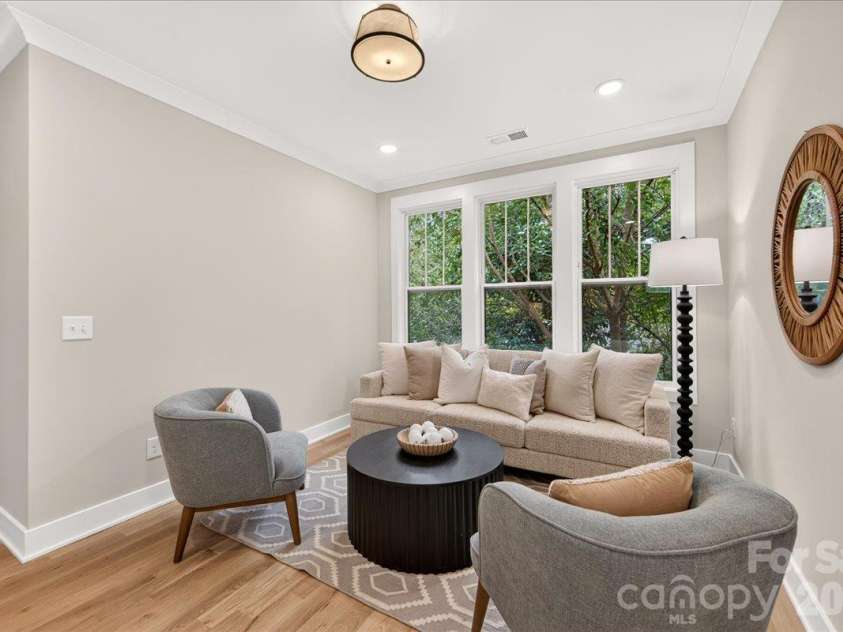 1524 E 35th Street, Charlotte, NC 28205.  MLS# CAR4434437, YatesRealty ID 56480. 