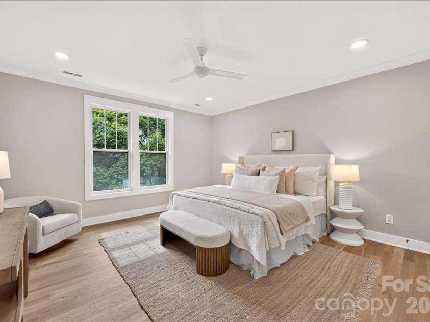 1524 E 35th Street, Charlotte, NC 28205.  MLS# CAR4434437, YatesRealty ID 56480. 