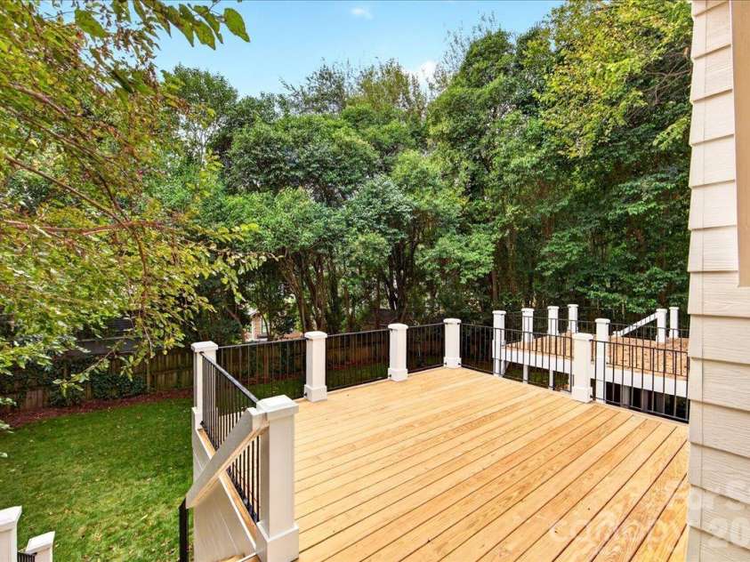 1524 E 35th Street, Charlotte, NC 28205.  MLS# CAR4434437, YatesRealty ID 56480. 