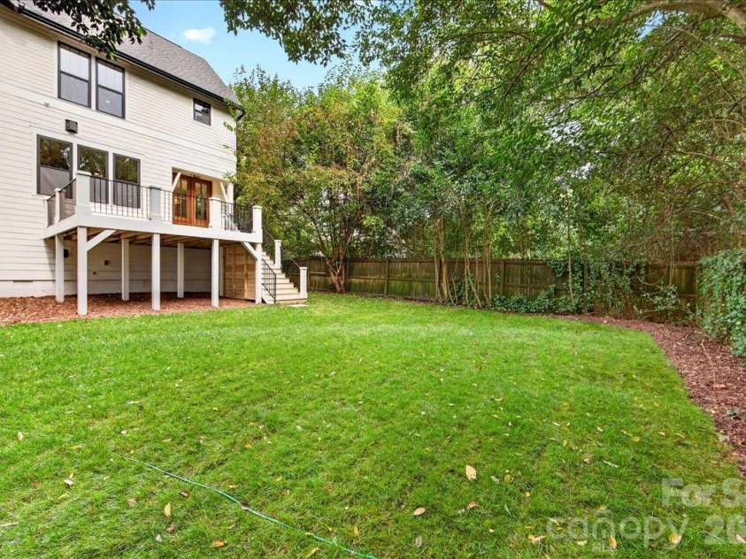 1524 E 35th Street, Charlotte, NC 28205.  MLS# CAR4434437, YatesRealty ID 56480. 
