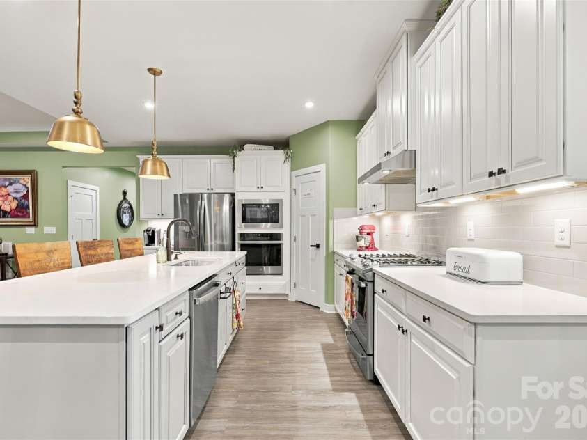 14118 Sunnyhill Grove Road, Davidson, NC 28036.  MLS# CAR4434488, YatesRealty ID 56484. 