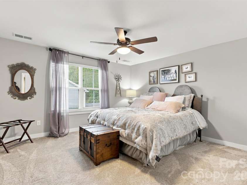 14118 Sunnyhill Grove Road, Davidson, NC 28036.  MLS# CAR4434488, YatesRealty ID 56484. Upstairs Private Bedroom