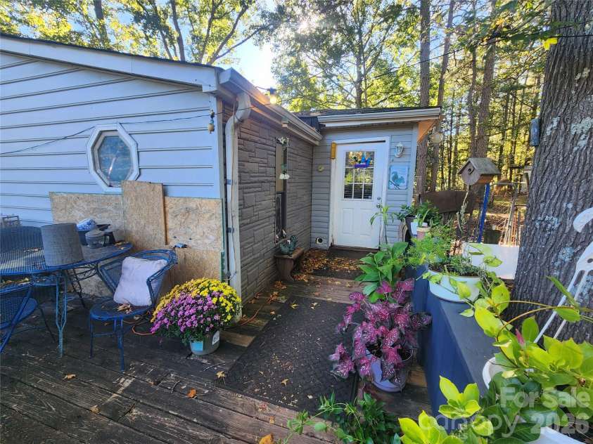 2399 Highway 161-S Highway, York, SC 29745.  MLS# CAR4434503, YatesRealty ID 56486. 