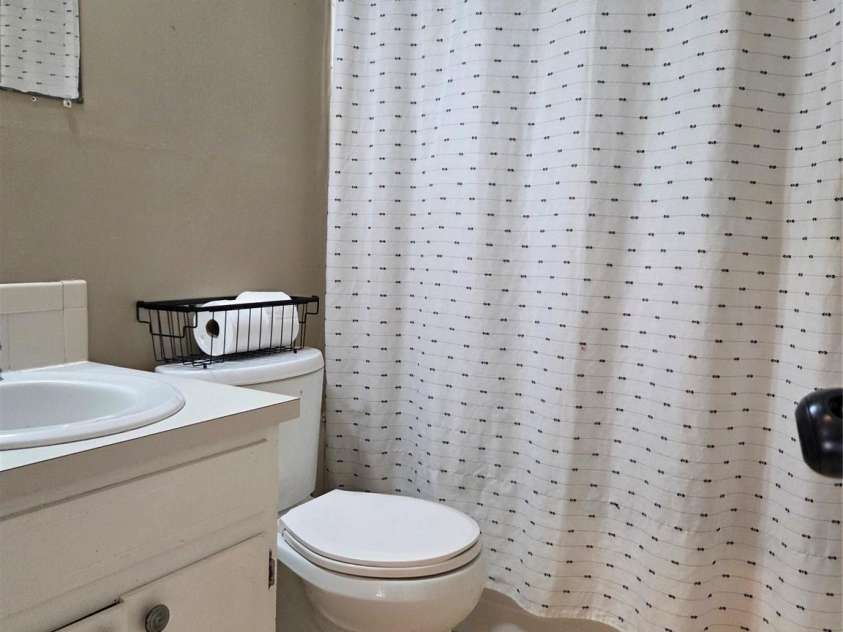 174 Cannon Avenue, Concord, NC 28025.  MLS# CAR4403096, YatesRealty ID 56487. 