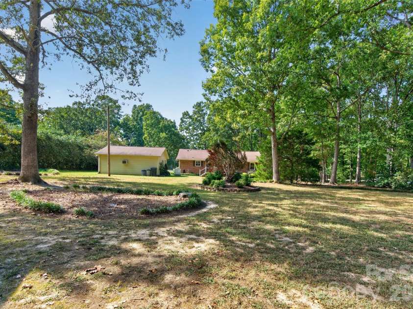 2209 Rainbrook Drive, Monroe, NC 28112.  MLS# CAR4432727, YatesRealty ID 56489. Flat lot