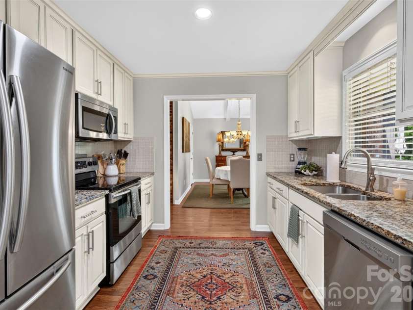 2209 Rainbrook Drive, Monroe, NC 28112.  MLS# CAR4432727, YatesRealty ID 56489. Kitchen